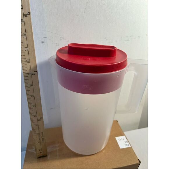 Rubbermaid 1 gal jug pitcher red lid replacement - Picture 6 of 6